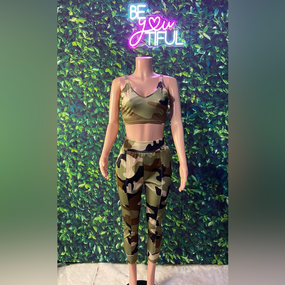 Camouflage Crop Top and Joggers Set